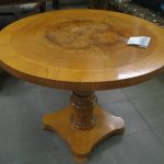 445 7257 COFFEE TABLE